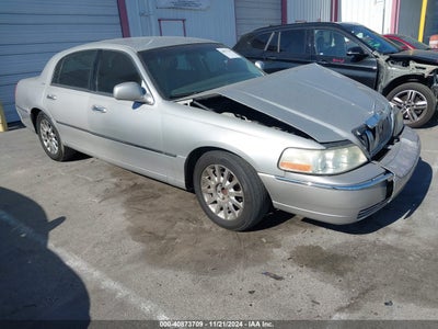 LINCOLN TOWN CAR 2007