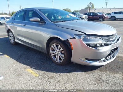 CHRYSLER 200 2015