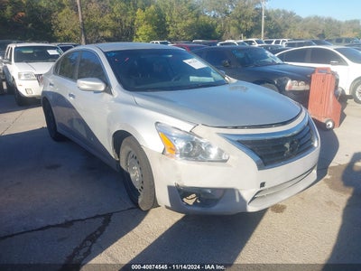 NISSAN ALTIMA 2015