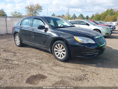 CHRYSLER 200 2013