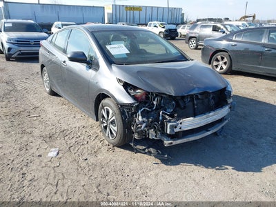 TOYOTA PRIUS PRIME 2017