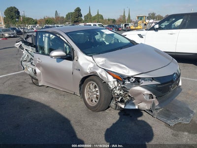 TOYOTA PRIUS PRIME 2019