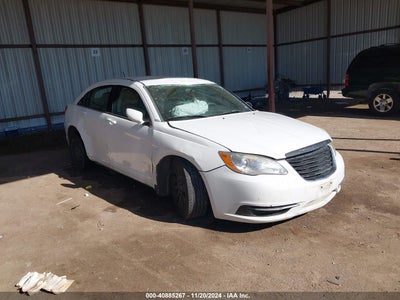 CHRYSLER 200 2011