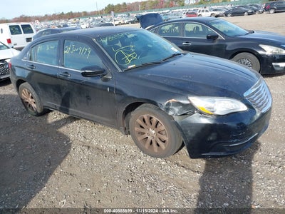 CHRYSLER 200 2013