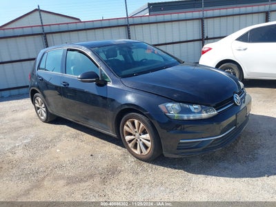 VOLKSWAGEN GOLF 2020