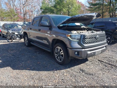 TOYOTA TUNDRA 2021