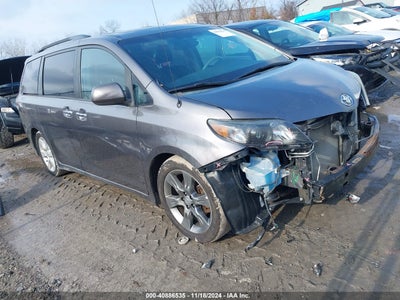 TOYOTA SIENNA 2014