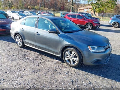 VOLKSWAGEN JETTA HYBRID 2013