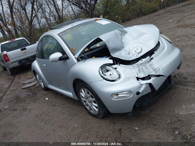 VOLKSWAGEN NEW BEETLE 2005