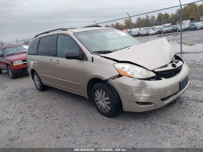 TOYOTA SIENNA 2008