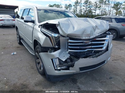 CADILLAC ESCALADE ESV 2017