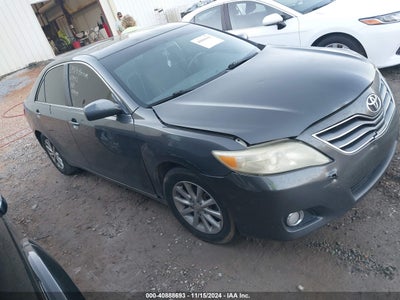 TOYOTA CAMRY 2011