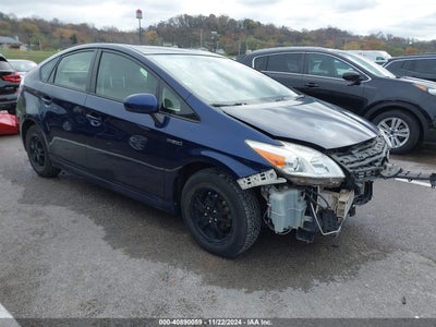 TOYOTA PRIUS 2014