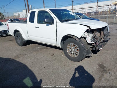 NISSAN FRONTIER 2015