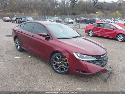 CHRYSLER 200 2015
