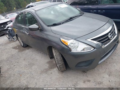 NISSAN VERSA 2017