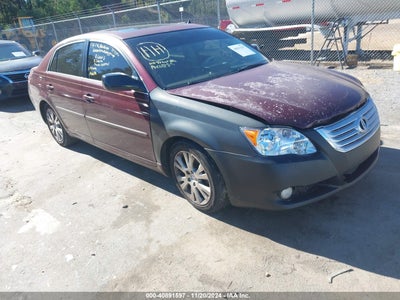 TOYOTA AVALON 2010