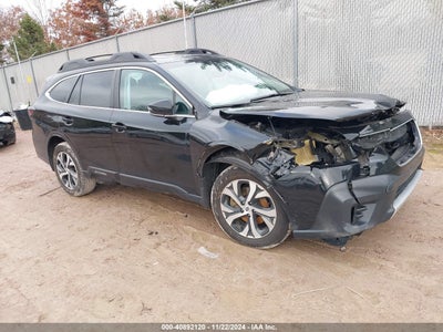 SUBARU OUTBACK 2022