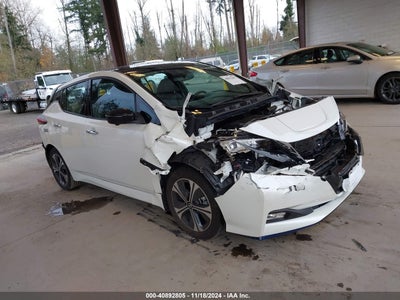 NISSAN LEAF 2022