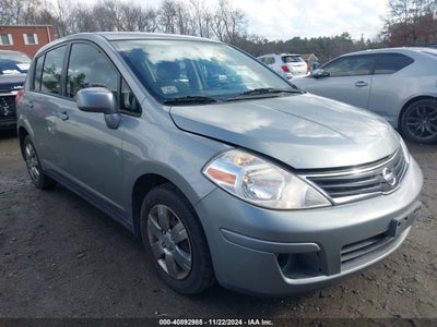 NISSAN VERSA 2010