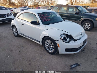 VOLKSWAGEN BEETLE 2015