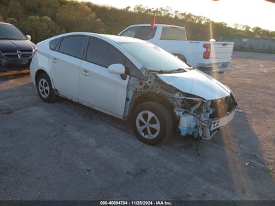 TOYOTA PRIUS 2015