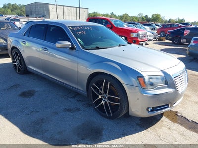 CHRYSLER 300 2013