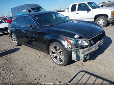 INFINITI M37 2011