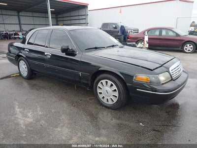 FORD CROWN VICTORIA 2004