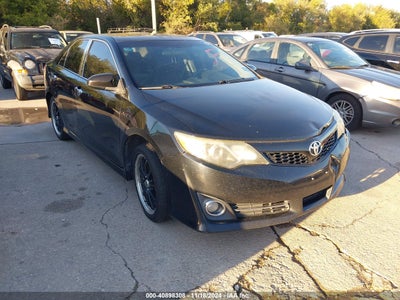 TOYOTA CAMRY 2012