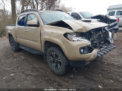 TOYOTA TACOMA 2017