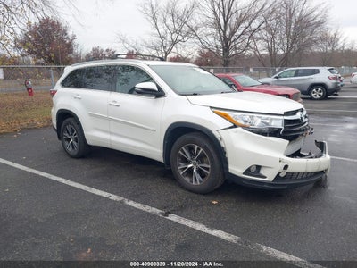 TOYOTA HIGHLANDER 2016