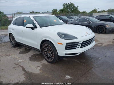 PORSCHE CAYENNE 2021