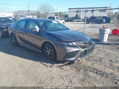 TOYOTA CAMRY 2024