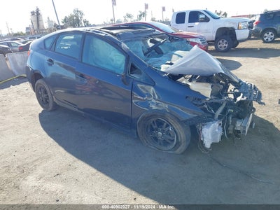 TOYOTA PRIUS 2014