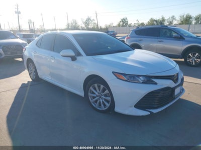 TOYOTA CAMRY 2018