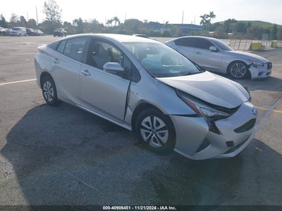 TOYOTA PRIUS 2016