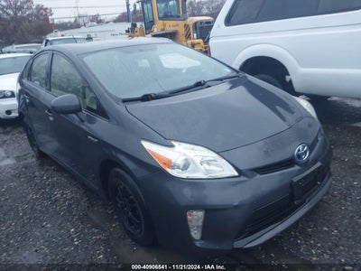 TOYOTA PRIUS 2015