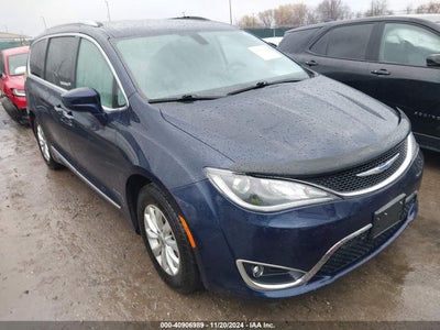 CHRYSLER PACIFICA 2018