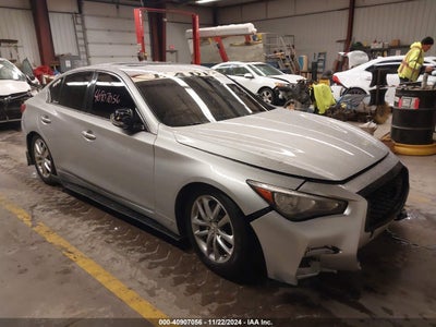 INFINITI Q50 2015