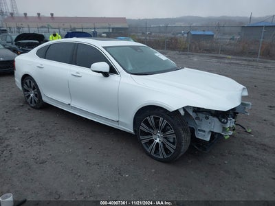 VOLVO S90 2023