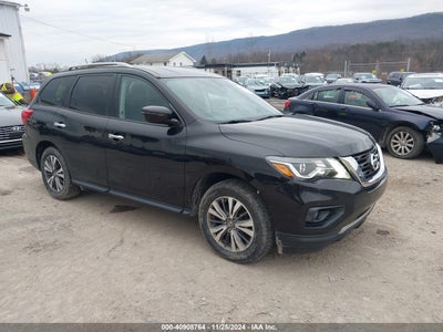 NISSAN PATHFINDER 2017