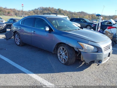NISSAN MAXIMA 2010