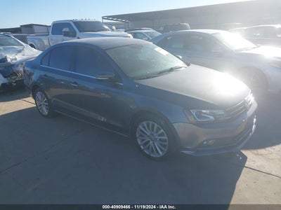 VOLKSWAGEN JETTA 2016
