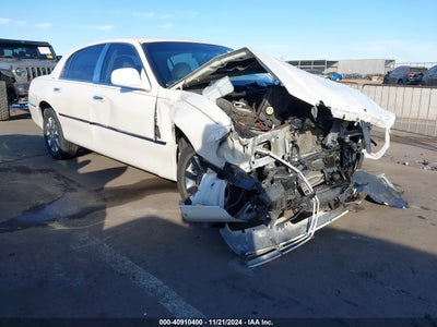 LINCOLN TOWN CAR 2007