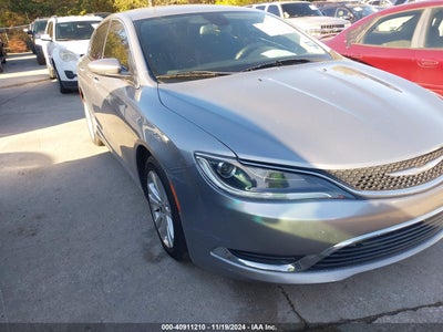 CHRYSLER 200 2015