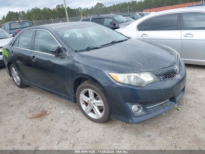 TOYOTA CAMRY 2014