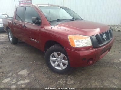 NISSAN TITAN 2013