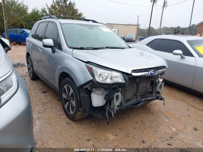SUBARU FORESTER 2017