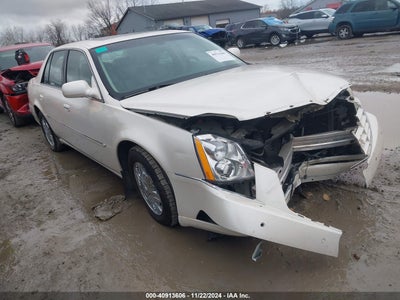 CADILLAC DTS 2011